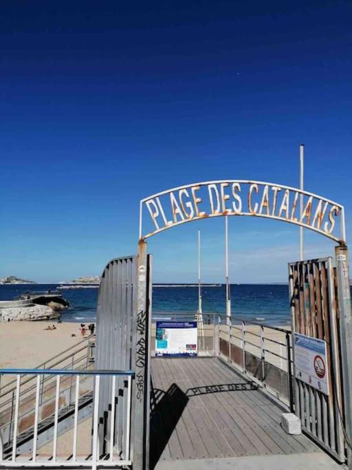 Magnifique Appartement T4, Plage Des Catalans Marseille Luaran gambar